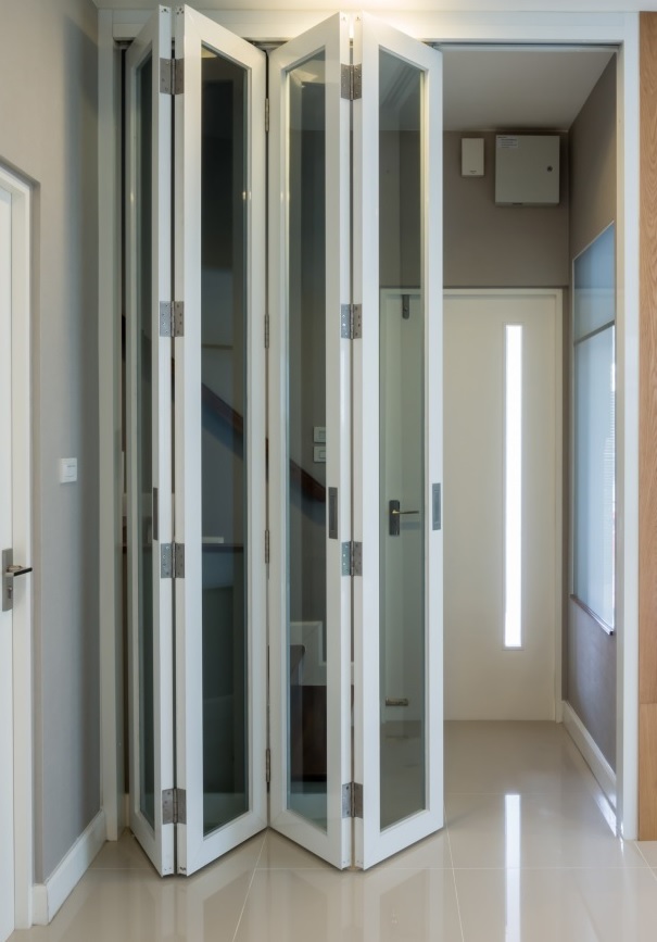 bifold door West Byfleet, Byfleet, KT14